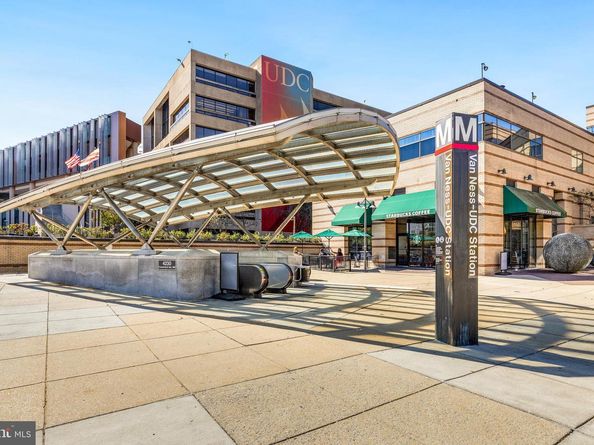 4444 Connecticut Avenue NW 507, Washington DC 20008