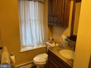 506 Trinity Place, Ambler PA 19002