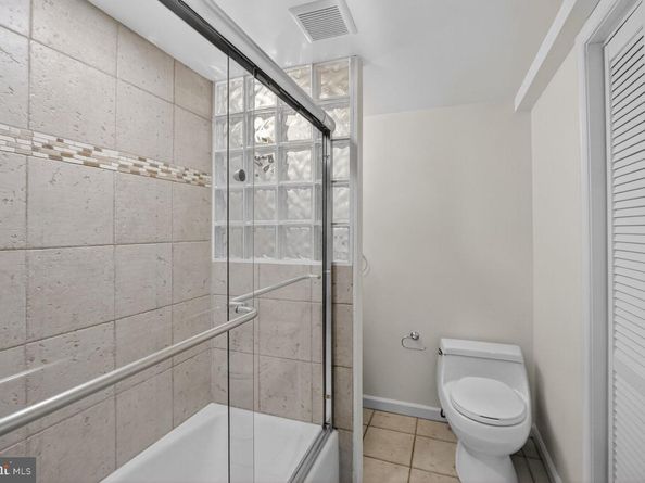 5241 42nd Street NW, Washington DC 20015