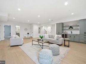 612 Gibson Circle SW, Vienna VA 22180