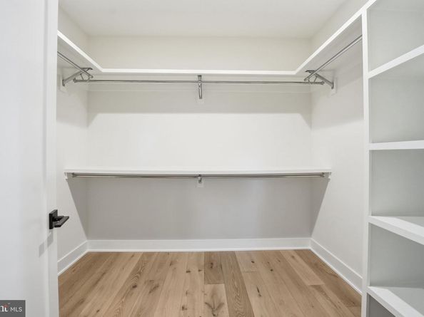 612 Gibson Circle SW, Vienna VA 22180