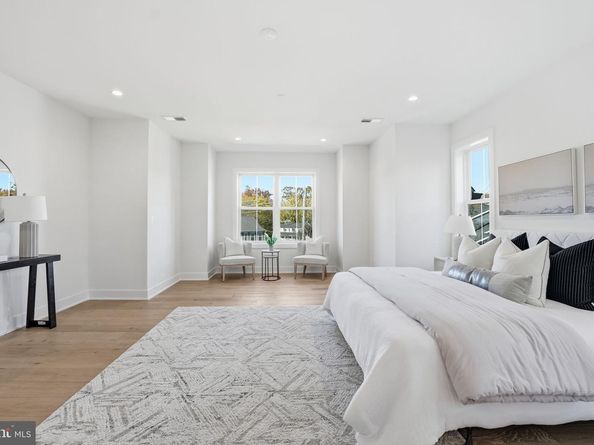 612 Gibson Circle SW, Vienna VA 22180