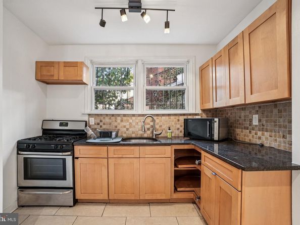 2324 S Mildred Street, Philadelphia PA 19148