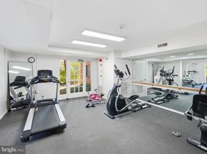 4390 Lorcom Lane 402, Arlington VA 22207