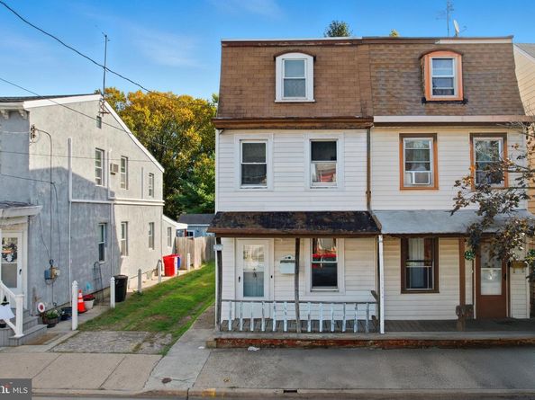 523 Swain Street, Bristol PA 19007