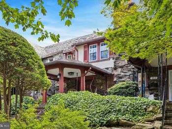 160 Edgehill Road