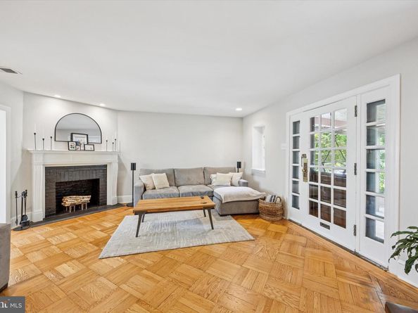 160 Edgehill Road, Bala Cynwyd PA 19004