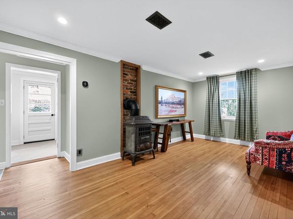 58 German Avenue, Newtown PA 18940