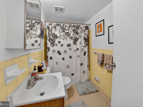 1440 W Street NW 304, Washington DC 20009