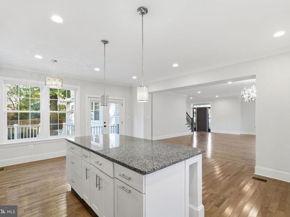 2302 Westmoreland Street, Falls Church VA 22046