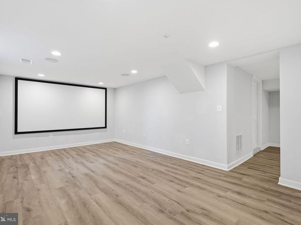 2302 Westmoreland Street, Falls Church VA 22046