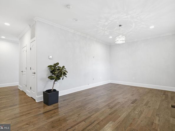 2302 Westmoreland Street, Falls Church VA 22046