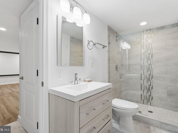 2302 Westmoreland Street, Falls Church VA 22046