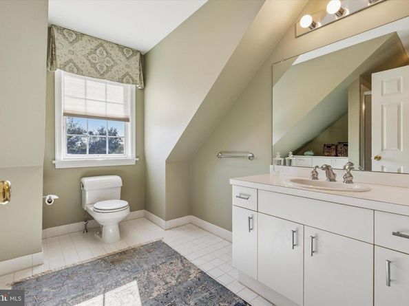 120 Belle Circle, Blue Bell PA 19422