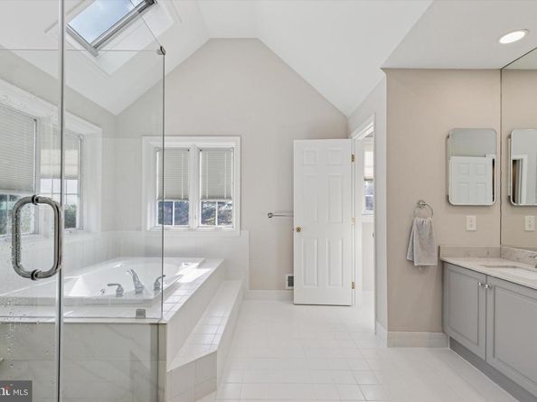 120 Belle Circle, Blue Bell PA 19422