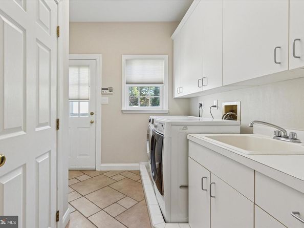 120 Belle Circle, Blue Bell PA 19422