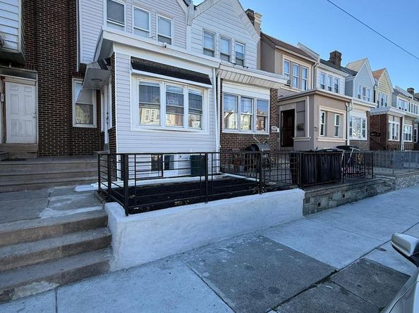 894 E Sanger Street, Philadelphia PA 19124