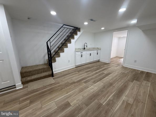 894 E Sanger Street, Philadelphia PA 19124