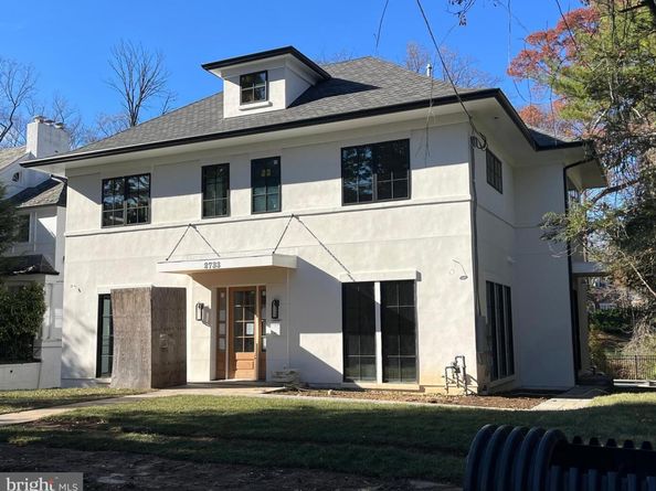 2733 Chesapeake Street NW, Washington DC 20008