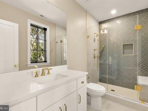 2733 Chesapeake Street NW, Washington DC 20008