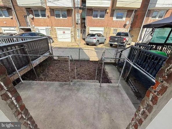 4737 Oakmont, Philadelphia PA 19136