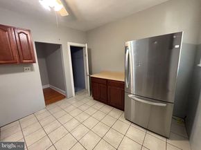 4737 Oakmont, Philadelphia PA 19136