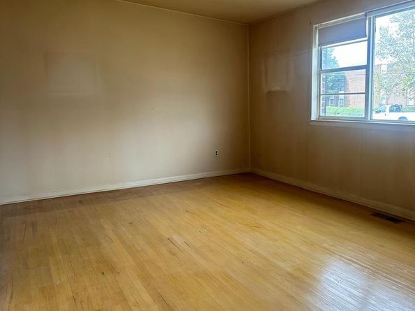 9839 Haldeman Avenue, Philadelphia PA 19115