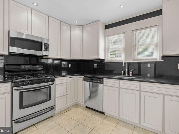 1030 Marlborough Street, Philadelphia PA 19125