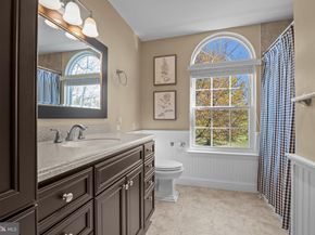 9 Tulip Drive, Newtown PA 18940