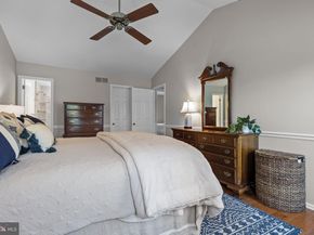 9 Tulip Drive, Newtown PA 18940