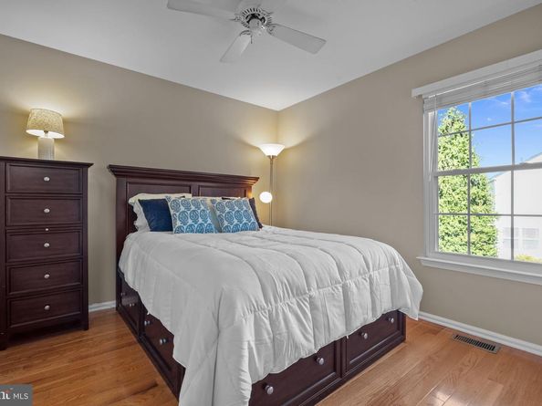 9 Tulip Drive, Newtown PA 18940