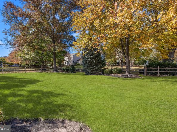 9 Tulip Drive, Newtown PA 18940