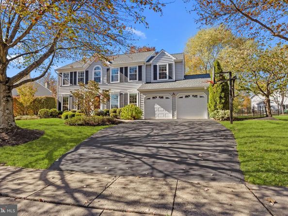 9 Tulip Drive, Newtown PA 18940