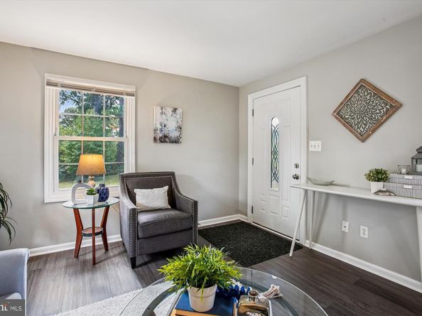 965 N Kentucky Street, Arlington VA 22205