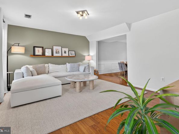 2607 Washington Boulevard, Arlington VA 22201