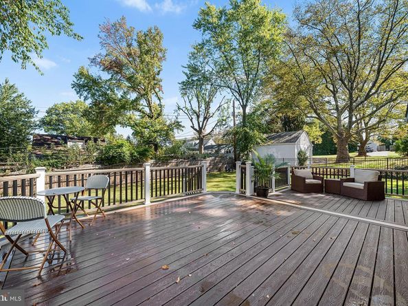 1203 Wedgewood Road, Flourtown PA 19031