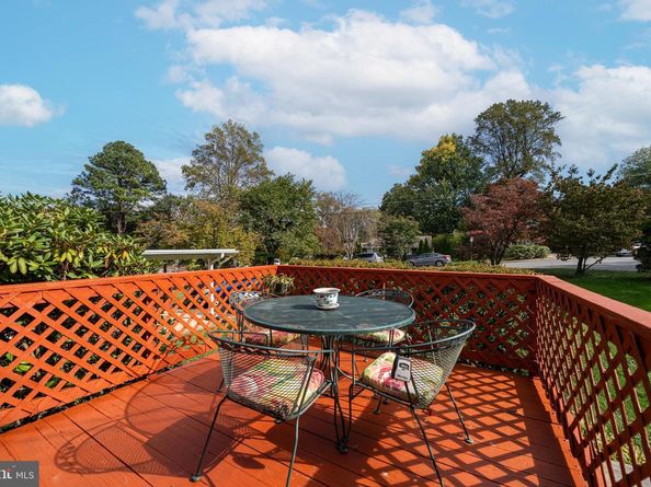 7124 Wade Place, Falls Church VA 22042