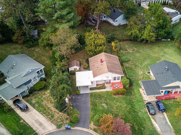 7124 Wade Place, Falls Church VA 22042