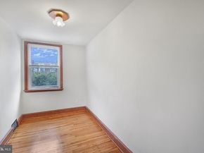 1345 Park Lane, Darby PA 19023