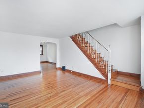 1345 Park Lane, Darby PA 19023