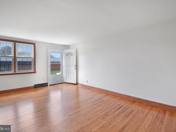 1345 Park Lane, Darby PA 19023