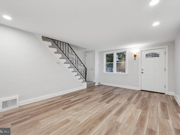 5251 Westpark Lane, Clifton Heights PA 19018