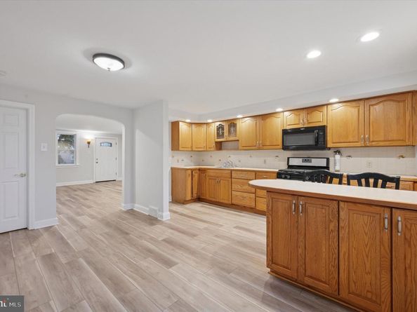 5251 Westpark Lane, Clifton Heights PA 19018