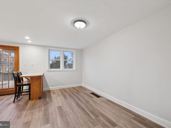 5251 Westpark Lane, Clifton Heights PA 19018