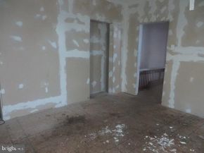 527 E Chelten Avenue, Philadelphia PA 19144