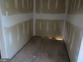 527 E Chelten Avenue, Philadelphia PA 19144