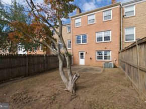 2417 Falls Place Court, Falls Church VA 22043
