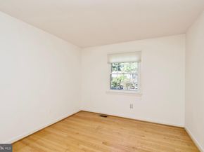2417 Falls Place Court, Falls Church VA 22043