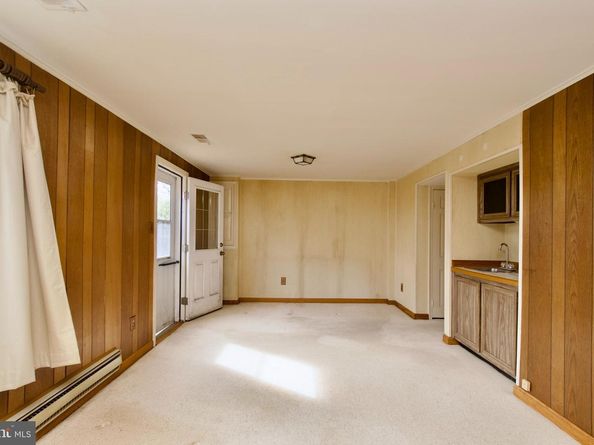 2417 Falls Place Court, Falls Church VA 22043