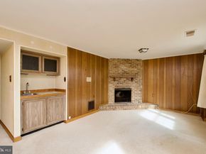2417 Falls Place Court, Falls Church VA 22043